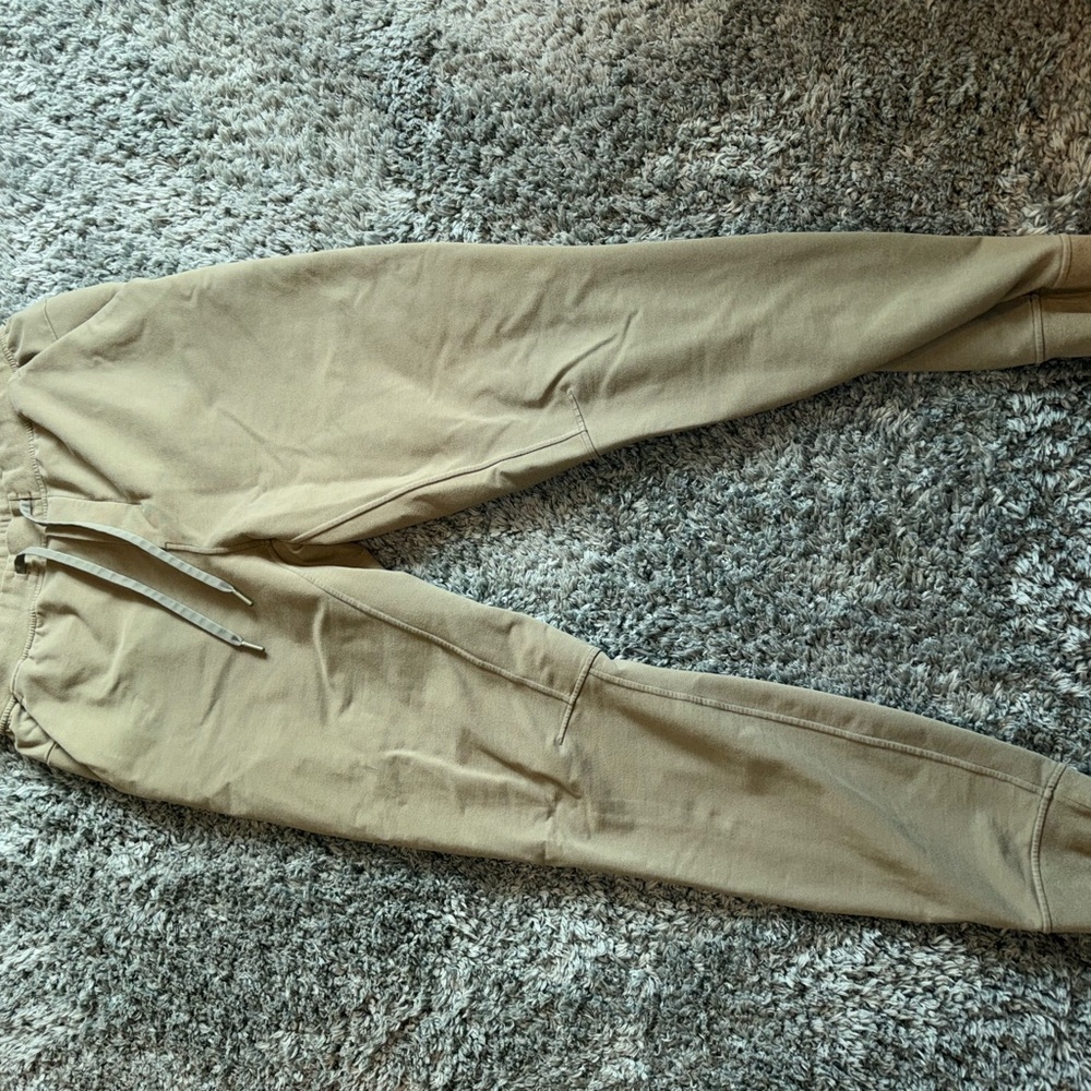 Men's Lululemon pants